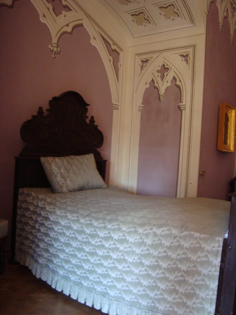 Bed in Bitov Castle